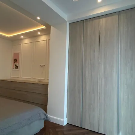 Modern Classic 2 Bedroom Apartment Near Most City Dnipro Exterior photo