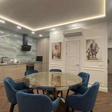 Modern Classic 2 Bedroom Apartment Near Most City Dnipro Exterior photo
